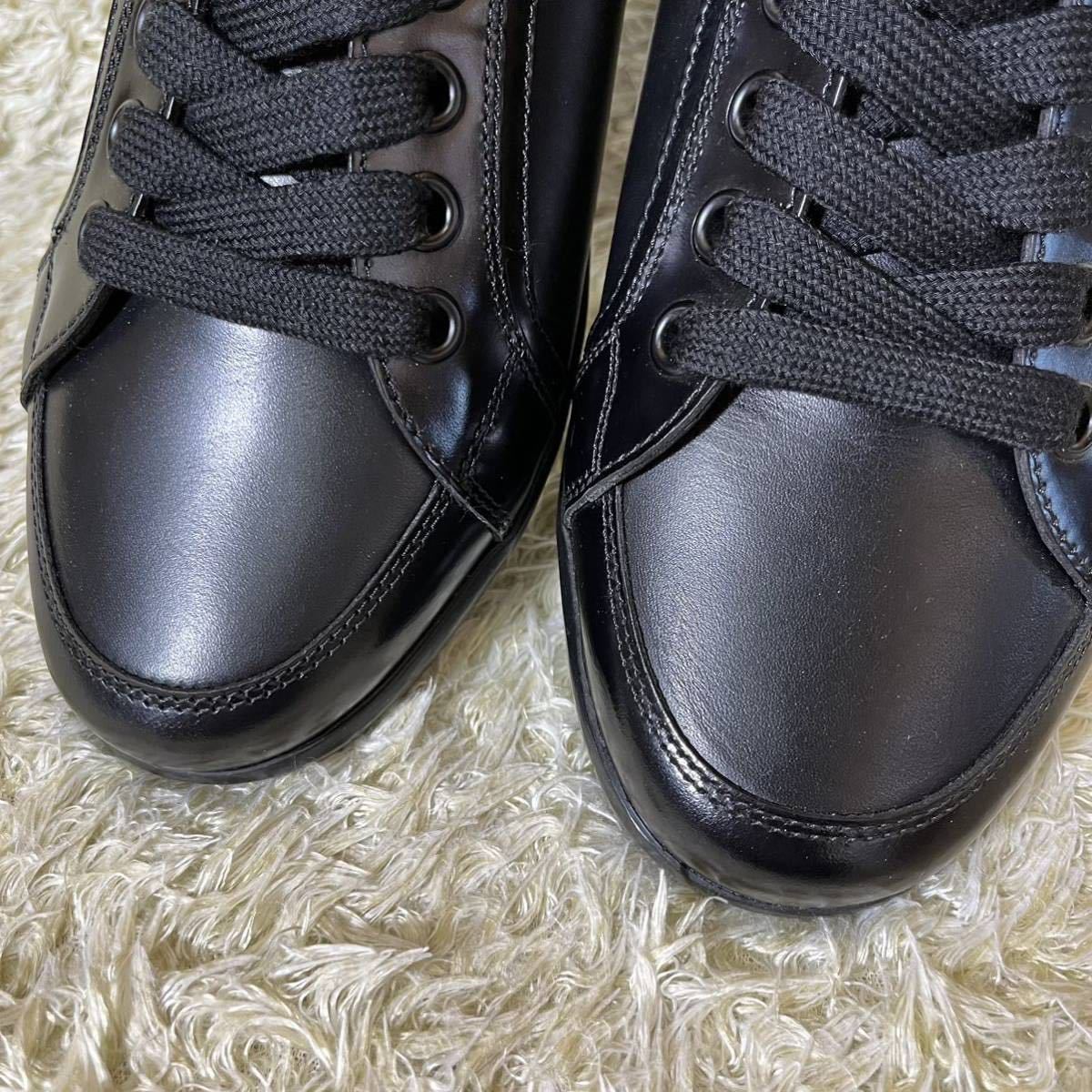 未使用・箱付 PRADA プラダ レザースニーカー レザーシューズ 箱付き