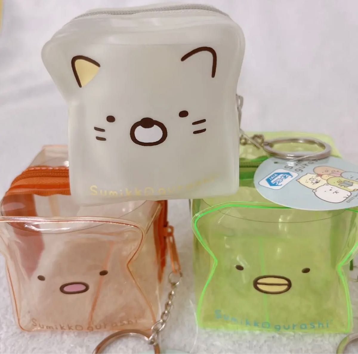 新品 すみっコぐらし PVCサイコロポーチ キーホルダー 3点セット 新品 すみっコぐらし PVCサイコロポーチ キーホルダー 3点セット
