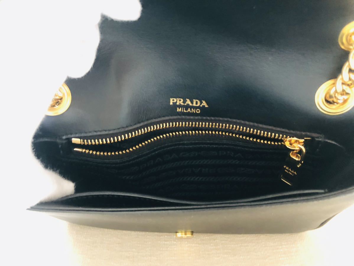 【早い者勝ち】PRADA チェーンバック　プラダショルダーバッグ_画像5