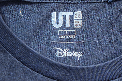 【Lサイズ】 ディズニー UT ミッキーマウス キャラクター Tシャツ メンズL Disney 古着 BA3710_画像4