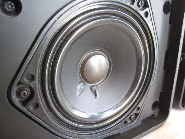 BOSE 101 HI 4Ω カーオーディオ適合 ① 1/2 程度悪 の商品詳細 BOSE 101 HI 4Ω カーオーディオ適合 ① 1/2 程度悪 の商品詳細