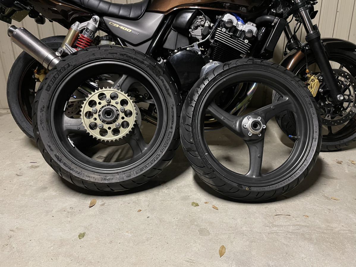 送料無料 タイヤほぼ新品 ホイール前後セット CB400SF Vtec 送料無料 タイヤほぼ新品 ホイール前後セット CB400SF Vtec