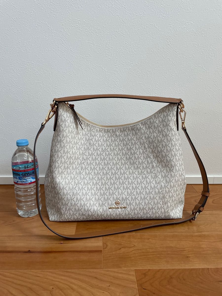 【美品】【マイケルコース】SIENNA ショルダーバッグ/ラージ -MKシグネチャー
