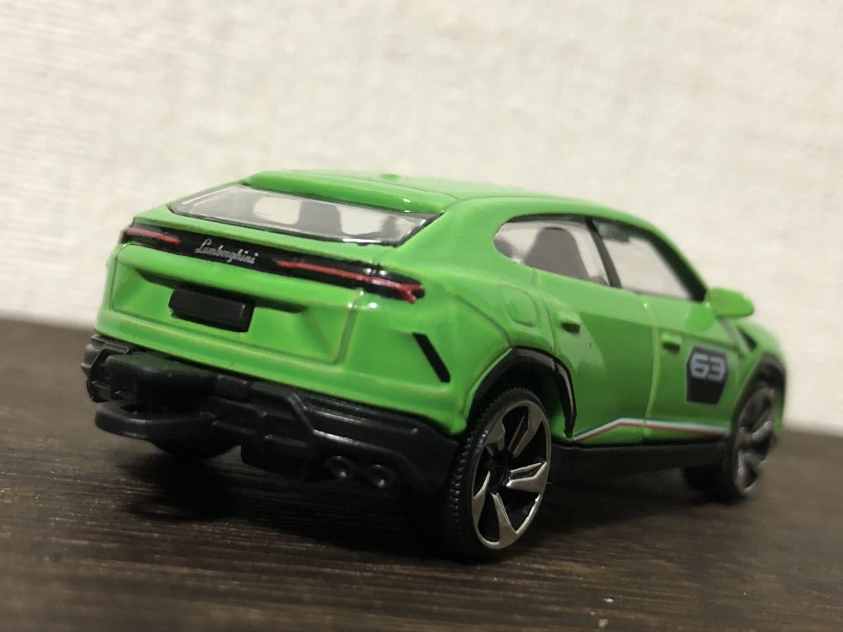 マジョレット ランボルギーニ ウルス 廃盤ミニカー トミカ ホット