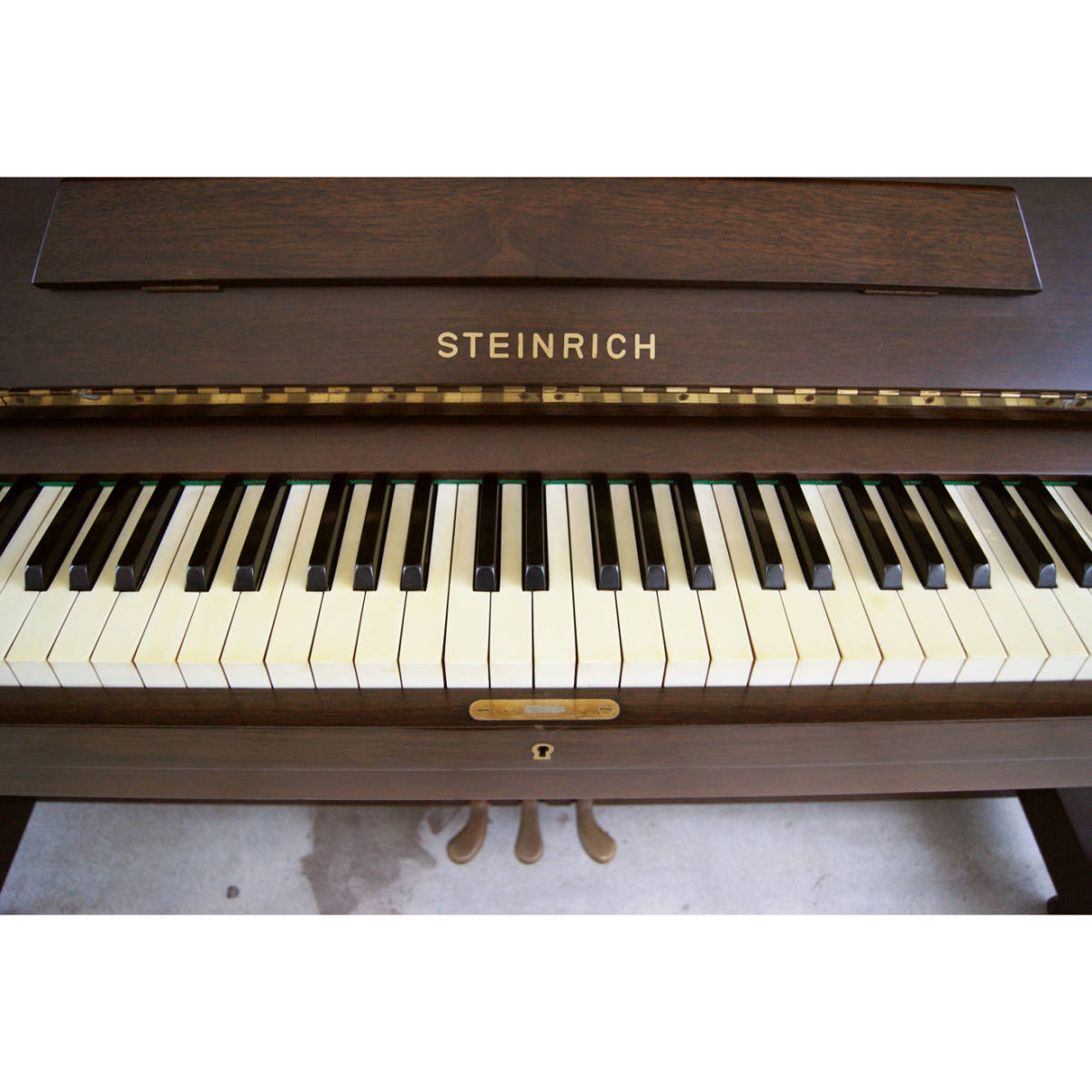 5174h37[STEINRICH baby's bib nlihi upright piano S-20 * style law ending ]3 pedal dark brown color adult . gloss . finishing key * chair attaching *