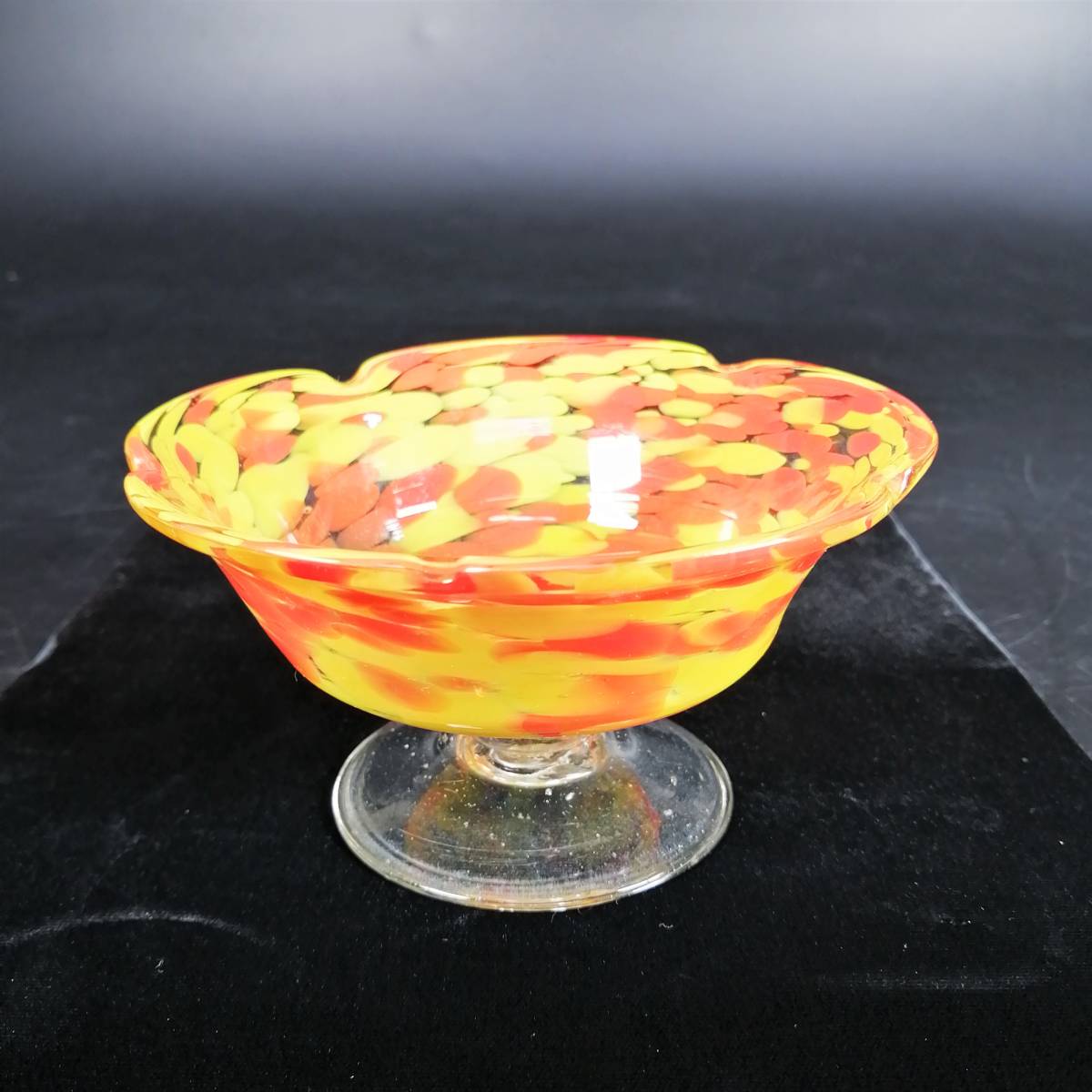 明治 大正 ガラス 氷コップ かき氷カップ 皿 器 二色 マーブル 模様 花形 花型 黄色 オレンジ 二色斑 アンティーク コレクション _画像2