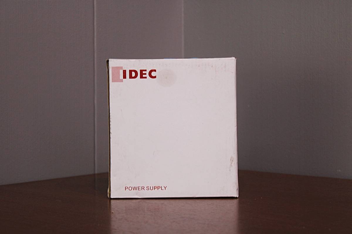 正規販売店】 0712S04☆ IDEC A3 PS5R-VF24 PS5R-V形スイッチング電源