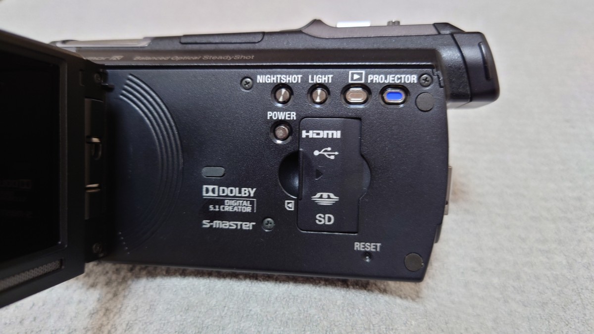 名機 美品 SONY ソニー HDR-PJ760V ハンディカム プロジェクター 名機 美品 SONY ソニー HDR-PJ760V ハンディカム プロジェクター