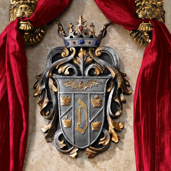 ドラキュラ公の盾 中世ヨーロッパ壁掛け彫刻置物西洋風王冠紋章オブジェアクセント雑貨洋風ヴァンパイア吸血鬼エンブレム壁飾り小物家具