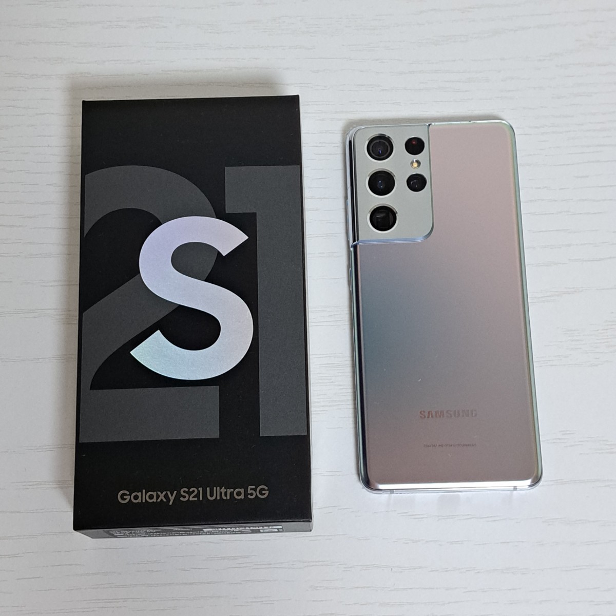 Galaxy S21 ultra 5Gシルバー 256GB SIMフリー-