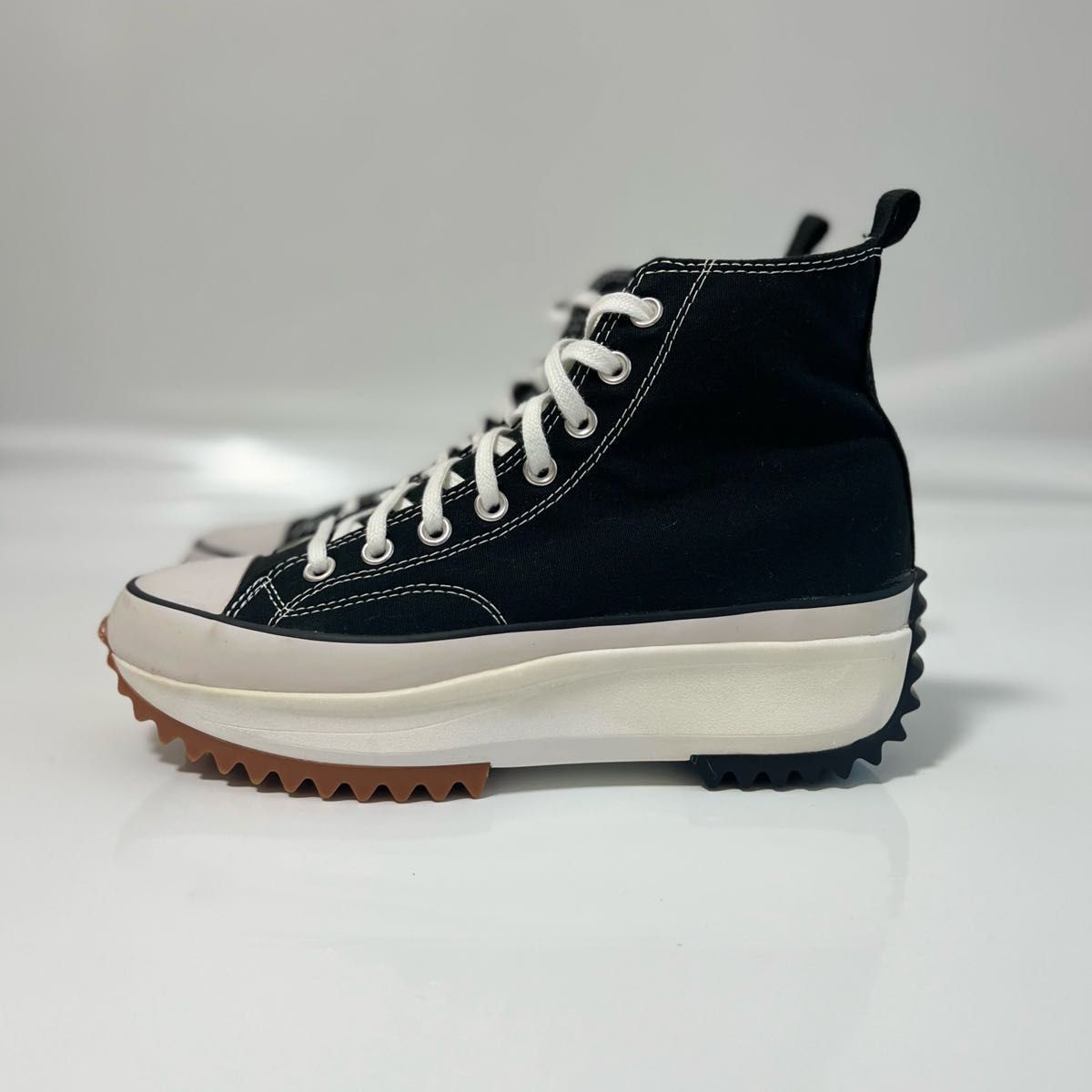 韓国限定 】JWアンダーソンコラボ Converse RUN STAR HIKE HI 韓国限定 】JWアンダーソンコラボ Converse RUN STAR HIKE HI
