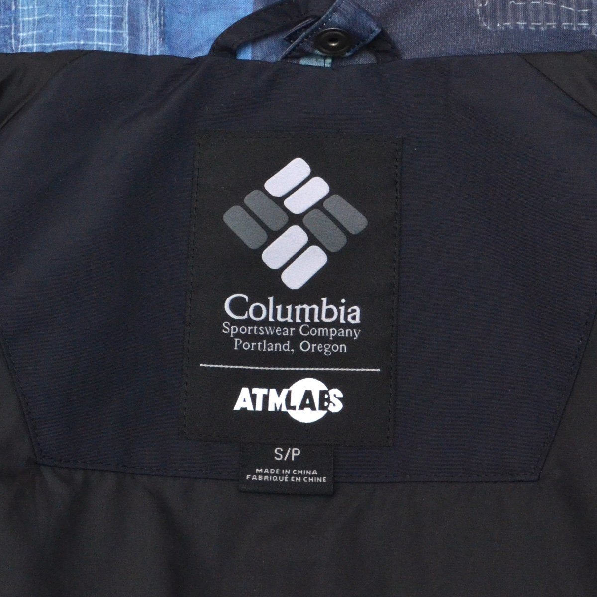 国内初の直営店 ATMOS x Columbia 定価26400円 LAB M637172 PM1995