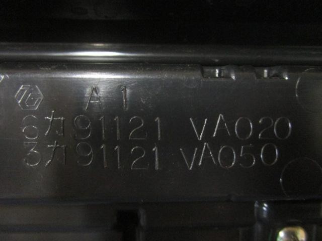 値引きチャンス VM4 レヴォーグ 前期 A年改 フロントグリル 91121 VA020 純正 91121-VA021 (G-2474)_画像9