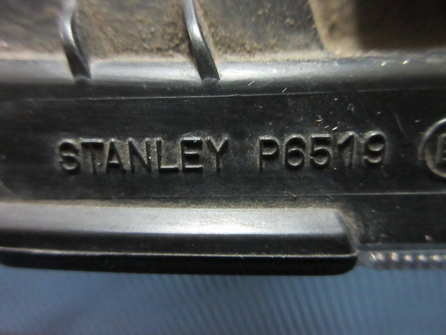 値引きチャンス H82W ekワゴン 前期 後期 右ヘッドランプ ハロゲン STANLEY P6519 純正 8301A602 (右ヘッドライト G-5603)_画像7