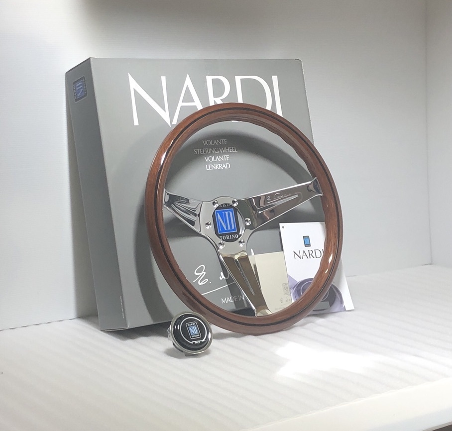 Y uniform carriage Y NARDI Nardi - Classic wood polish deep cone 350mm N770 inspection )35 Φ wood pie "Momo" steering wheel 