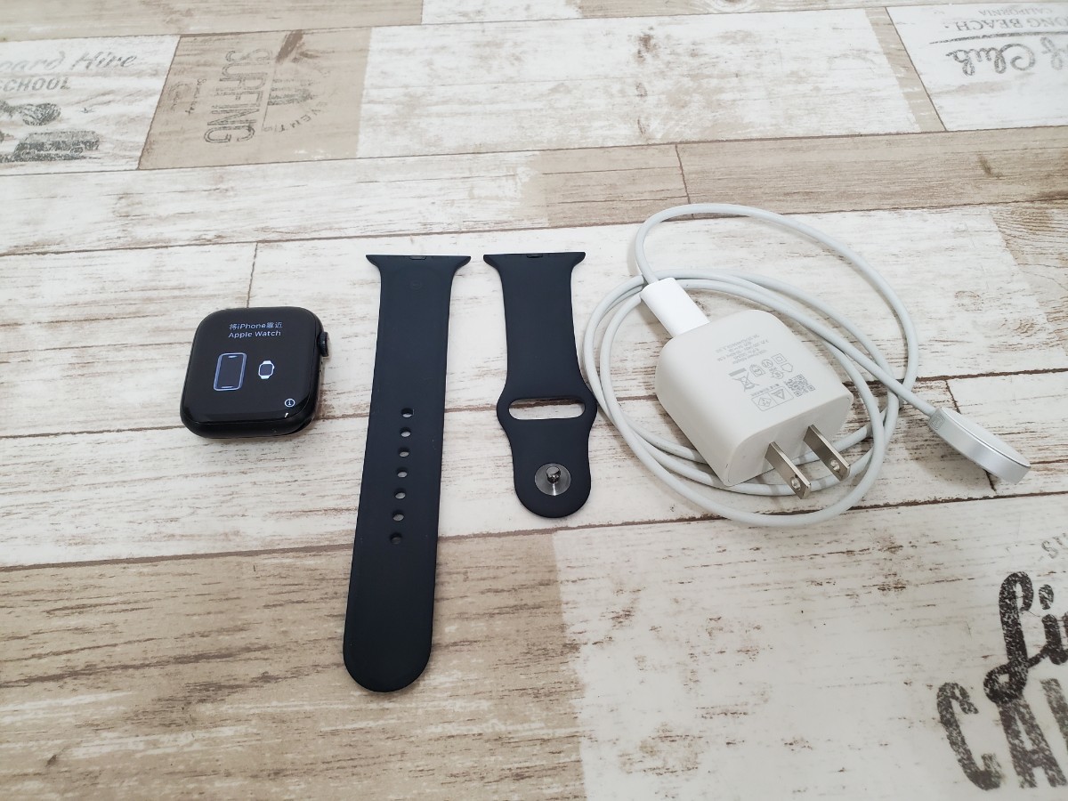 【今日の超目玉】 SERIES Watch Apple バッテリー100％ 8 アップルウォッチシリーズ8 ミッドナイトアルミニウム MNK43J/A GPS+Cellular 45mm スマートウォッチ本体