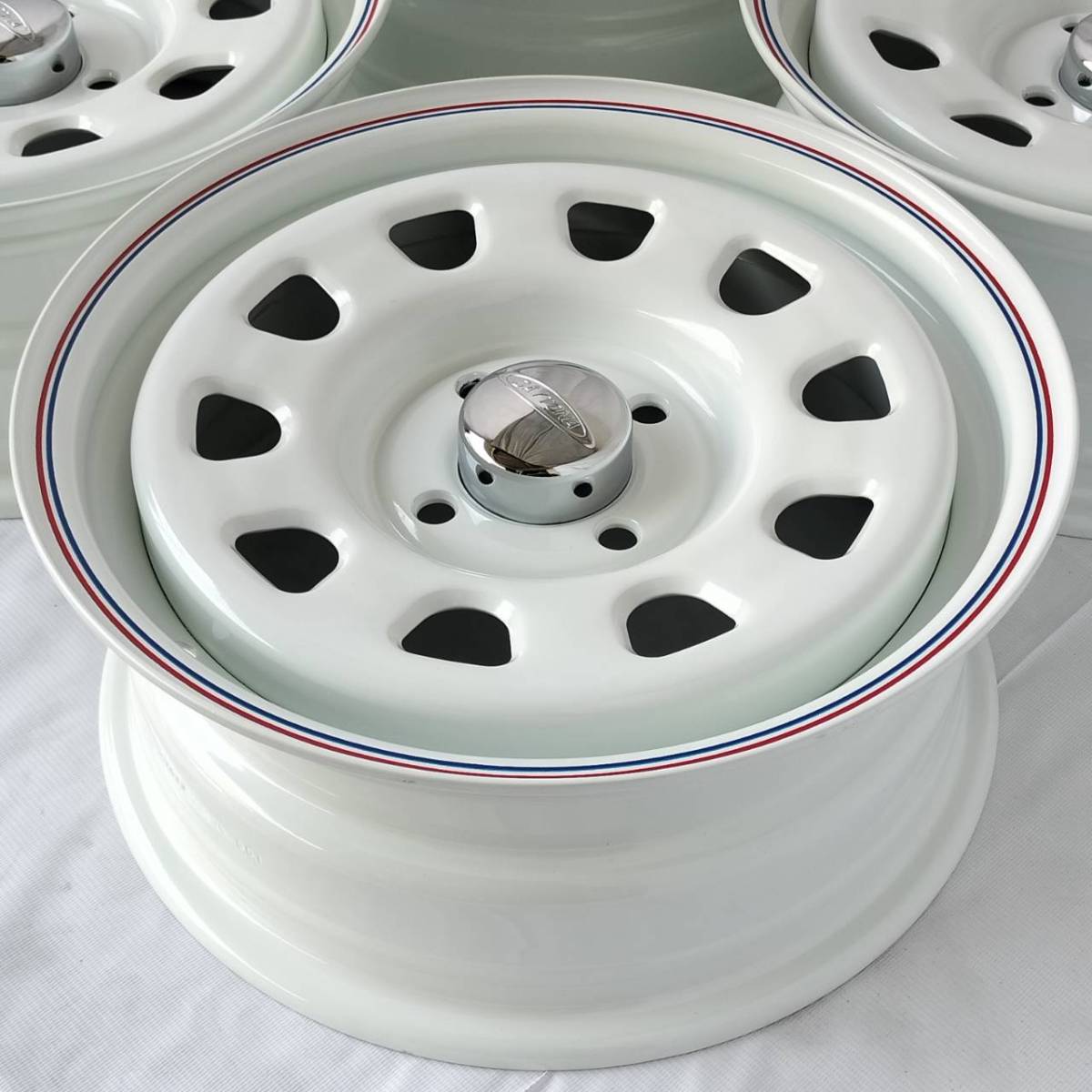 新品 デイトナ 14-6.0J＋30 4-100 ホワイト タイヤ付4本SET 165/80R14 トーヨー OPENCOUNTRY R/T プロボックス アウトレット特価(W2410-0)_画像4