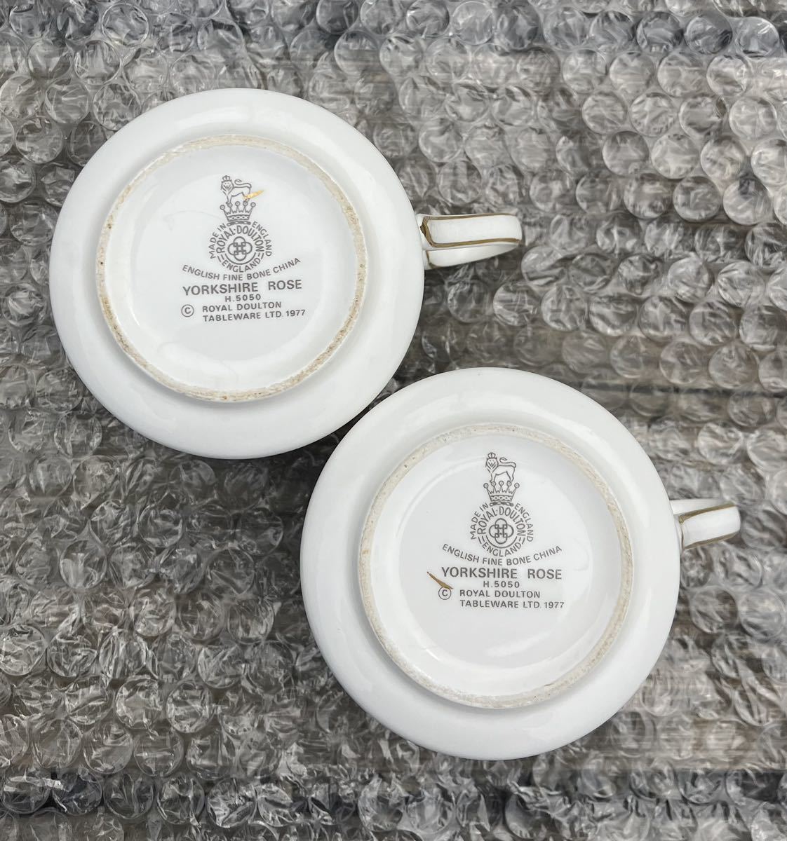 英国王室御用達　ROYAL DOULTON Yorkshire Rose コーヒーカップ　×2 送料無料_画像2