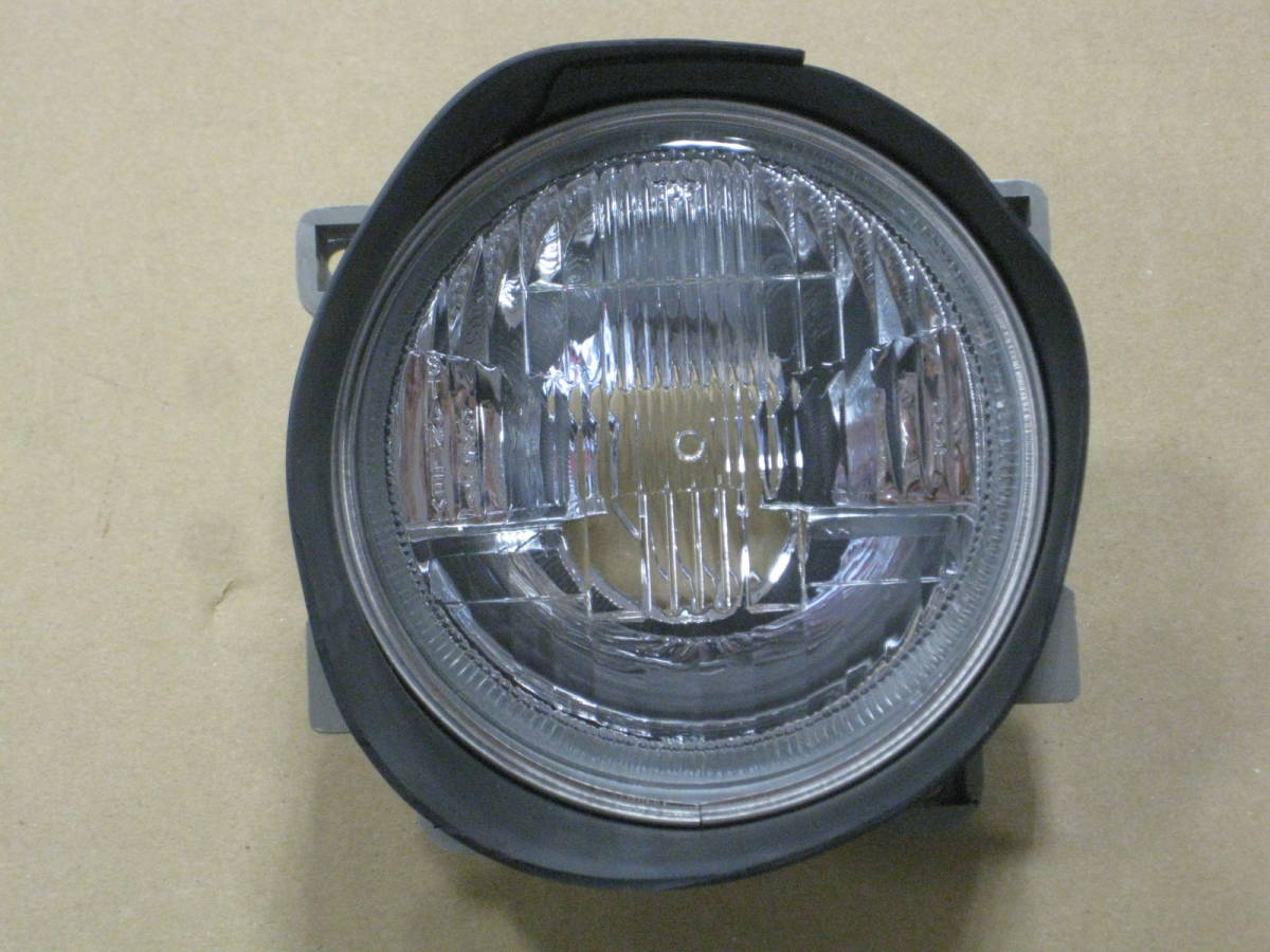 Yahoo!オークション - CBR250RR MC22 純正新品 (左)ヘッドライト Yahoo!オークション - CBR250RR MC22 純正新品 (左)ヘッドライト