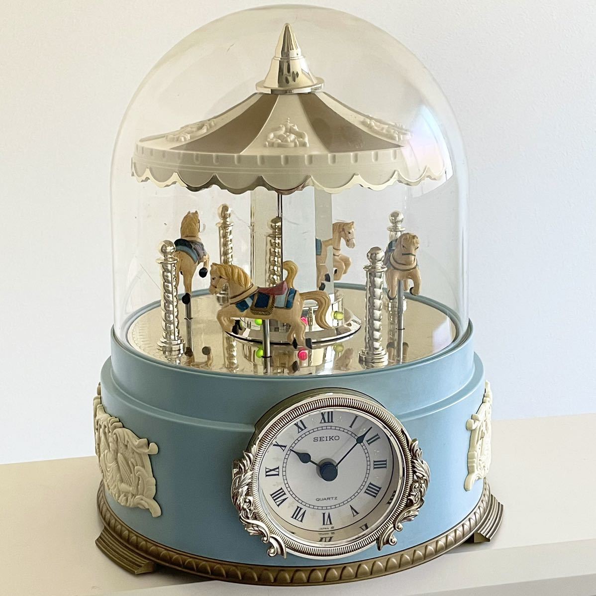 Yahoo!オークション - 貴重 完動品 メリーゴーランドが回る Yahoo!オークション - 貴重 完動品 メリーゴーランドが回る