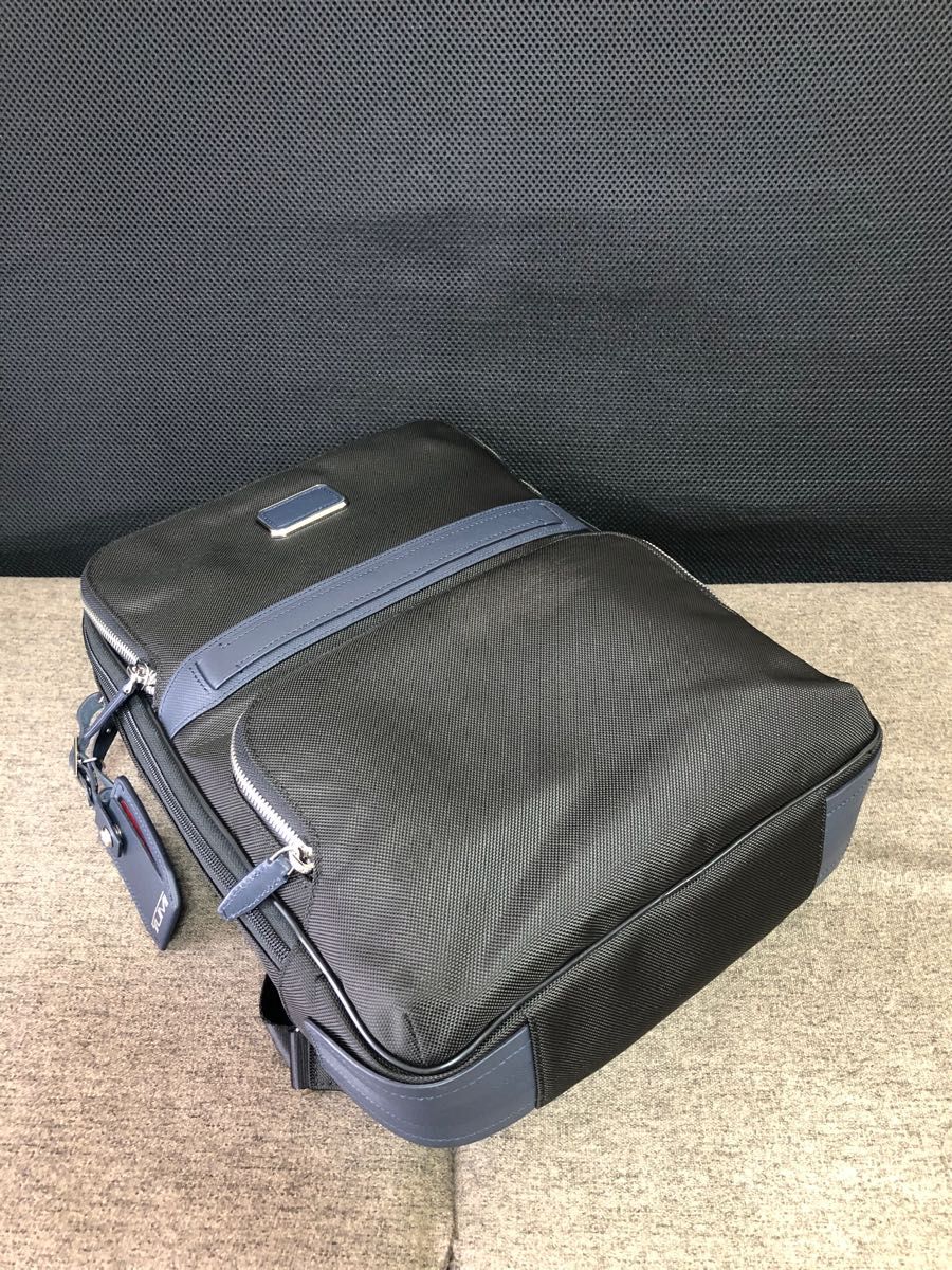 お買得 TUMI 682404DNVY2E Jarvis 日本限定 スリムバックパック お買得 TUMI 682404DNVY2E Jarvis 日本限定 スリムバックパック