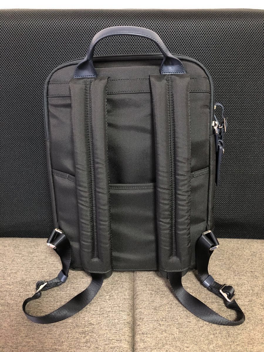お買得 TUMI 682404DNVY2E Jarvis 日本限定 スリムバックパック お買得 TUMI 682404DNVY2E Jarvis 日本限定 スリムバックパック