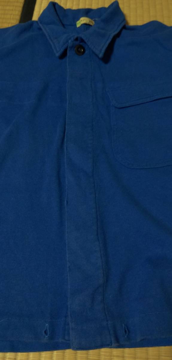 ★USED！P.T.R.NEWBOLDのMサイズ青色、外ポケット付き長袖シャツ★_画像3