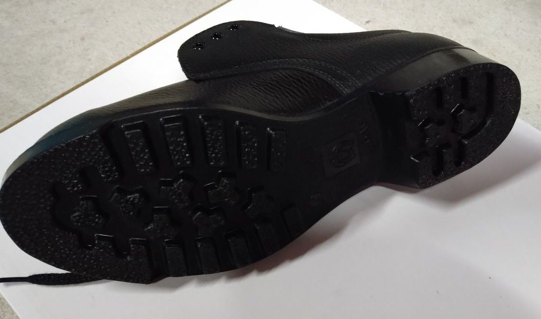 【未使用】馬印　安全靴　27cm 黒　短靴　革製 作業用