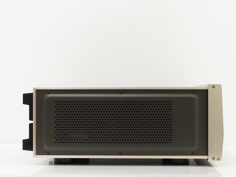 □□Accuphase P-300X パワーアンプ アキュフェーズ □□Accuphase P-300X パワーアンプ アキュフェーズ