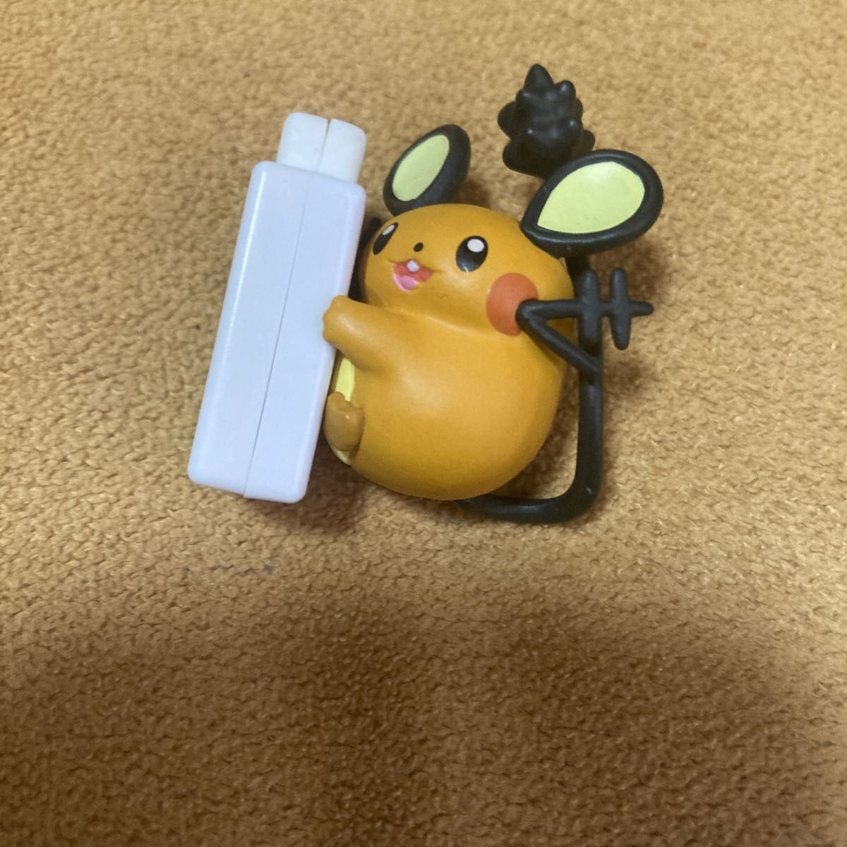 【デデンネ】ポケットモンスター ポケモン ぎゅっと抱きつきケーブルカバー