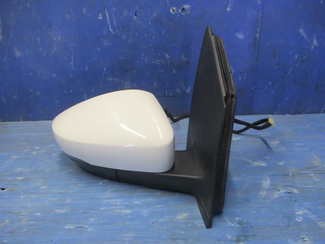 VW Polo DBA-6RCBZ right side mirror TSI comfort line CBZ 7FT LB9A 223035/1350