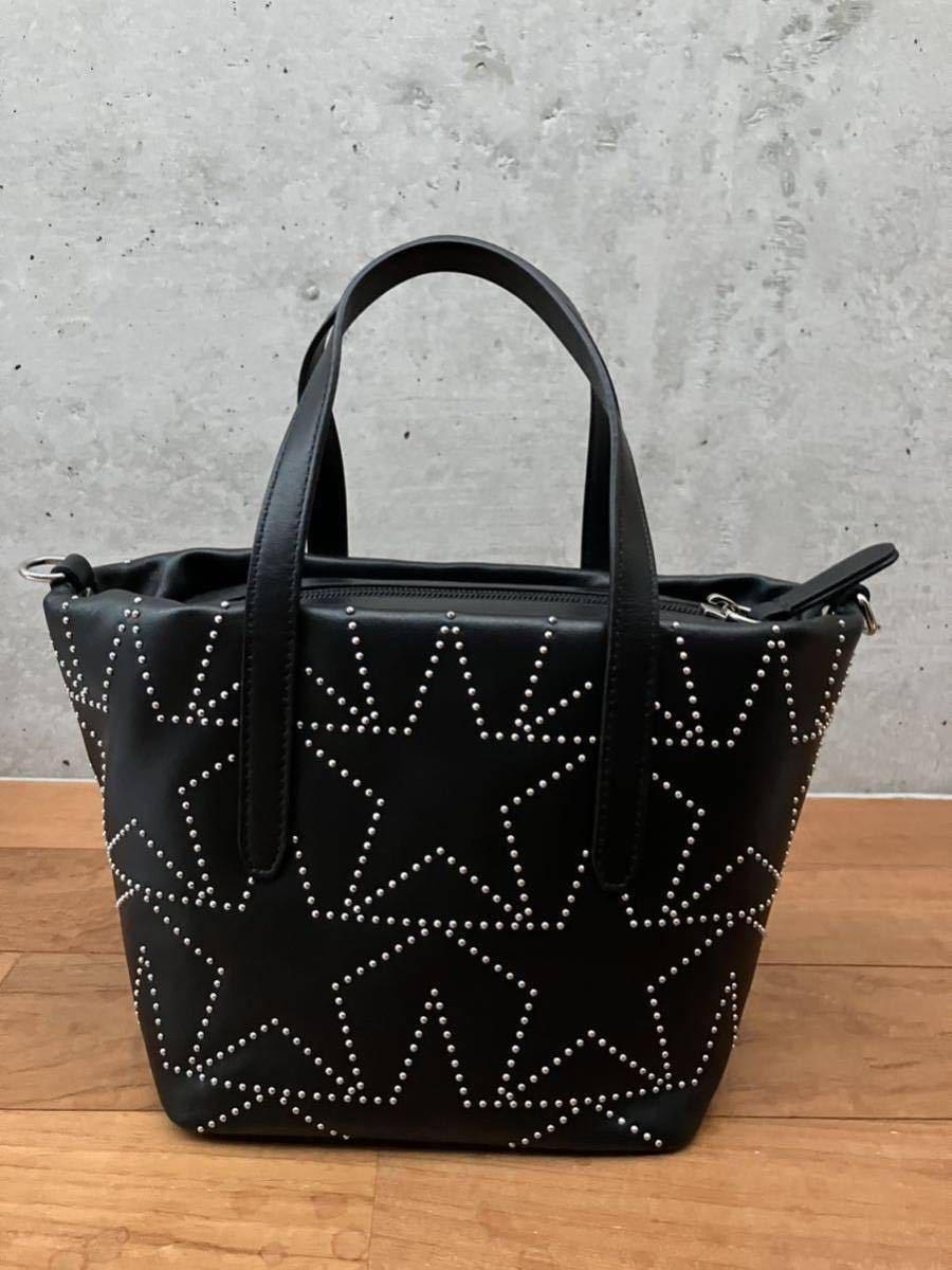 送料込 新品未使用 定価20万以上 正規直営店　購入　JIMMY CHOO MINI SARA ショルダーバッグ　スモールトートバッグ　2WAY ブラック&スター