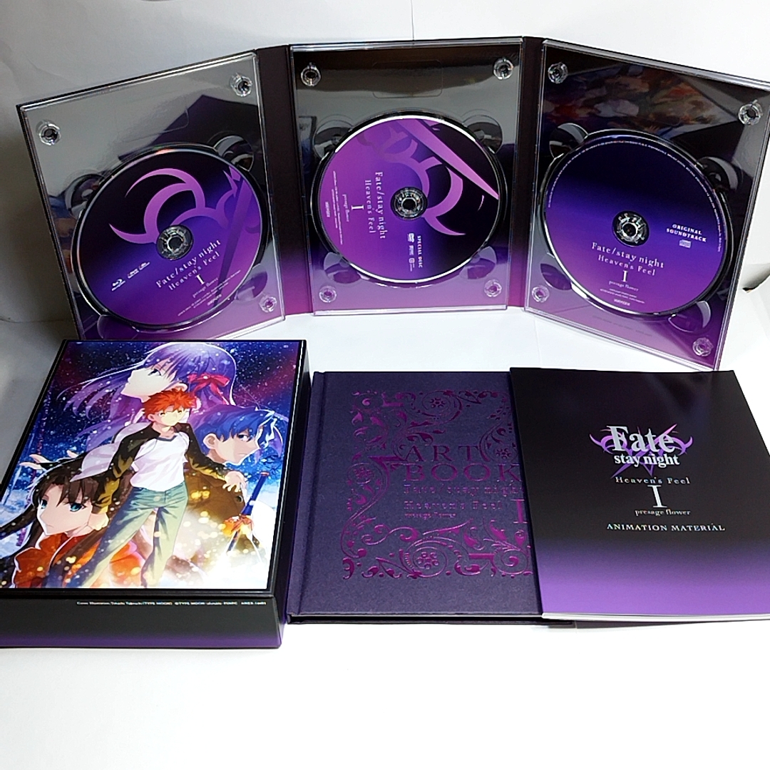 １BOX新品未開封　Blu-ray 劇場版 Fate/stay night Heaven's Feel ヘブンズ フィール Ⅰ Ⅱ Ⅲ 全3巻セット 完全生産限定版_画像4