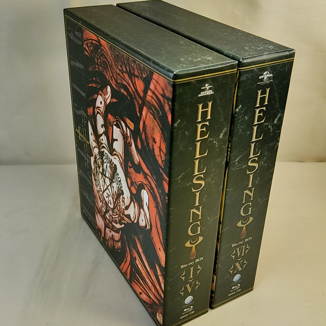 送料無料　特典全付　HELLSING ヘルシング　OVA Blu-ray ボックス　全2巻セット_画像1