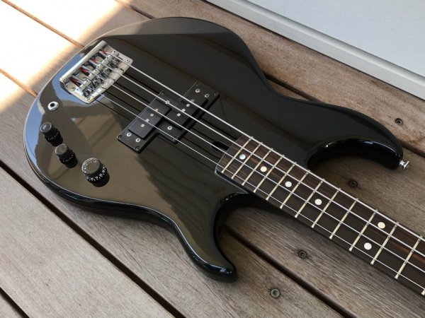 貴重モデル YAMAHA BroadBass BB2000S ショートスケールモデル アクティブタイプ ヤマハ ブロードベース スルーネック 中古_画像9