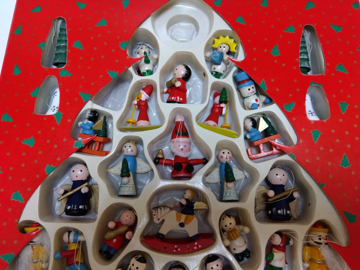 クリスマス 　飾り　木製 ミニチュア 人形　セット 木馬 天使 兵隊 ベル 汽車 雪だるま_画像2