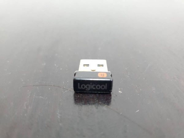 【値下】Logitech c-u0007 NanoレシーバーUSBドングルワイヤレスマウスm215 m235 m310 m315 美品　送料230円_画像1