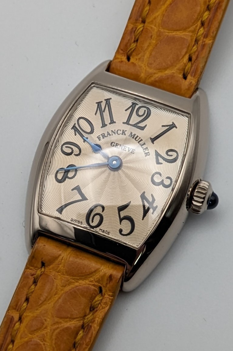 FRANCK MULLER　フランク ミュラー　トノーカーベックス　インターミディエ　2251QZ　K18WG クォーツ　レディース