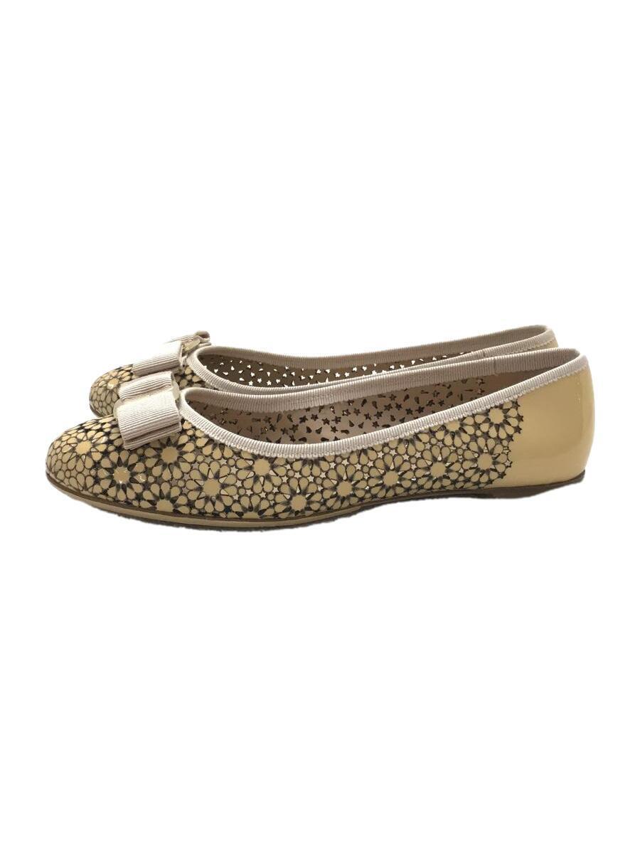 魅力的な Salvatore Ferragamo◇フラットパンプス/UK6/CRM その他