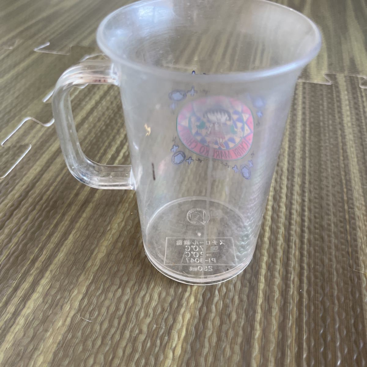 9-5　ちびまる子ちゃん　レトロプラスチック計量カップ 　マグカップ　さくらももこ 　昭和レトロ キッチン雑貨_画像3