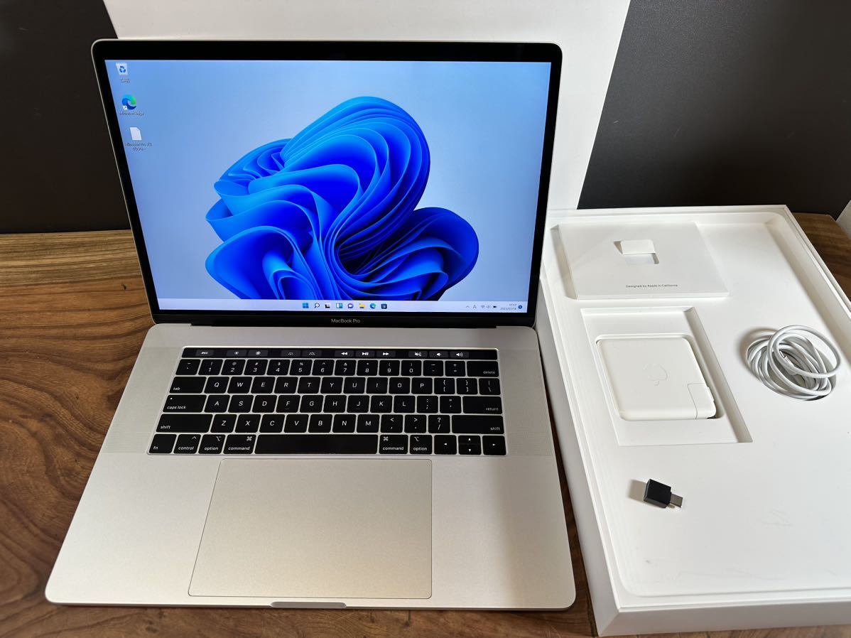 極美品充電1回」Apple MacBook PRO Retina 15inch 2018/CPUi7 2.6GHZ