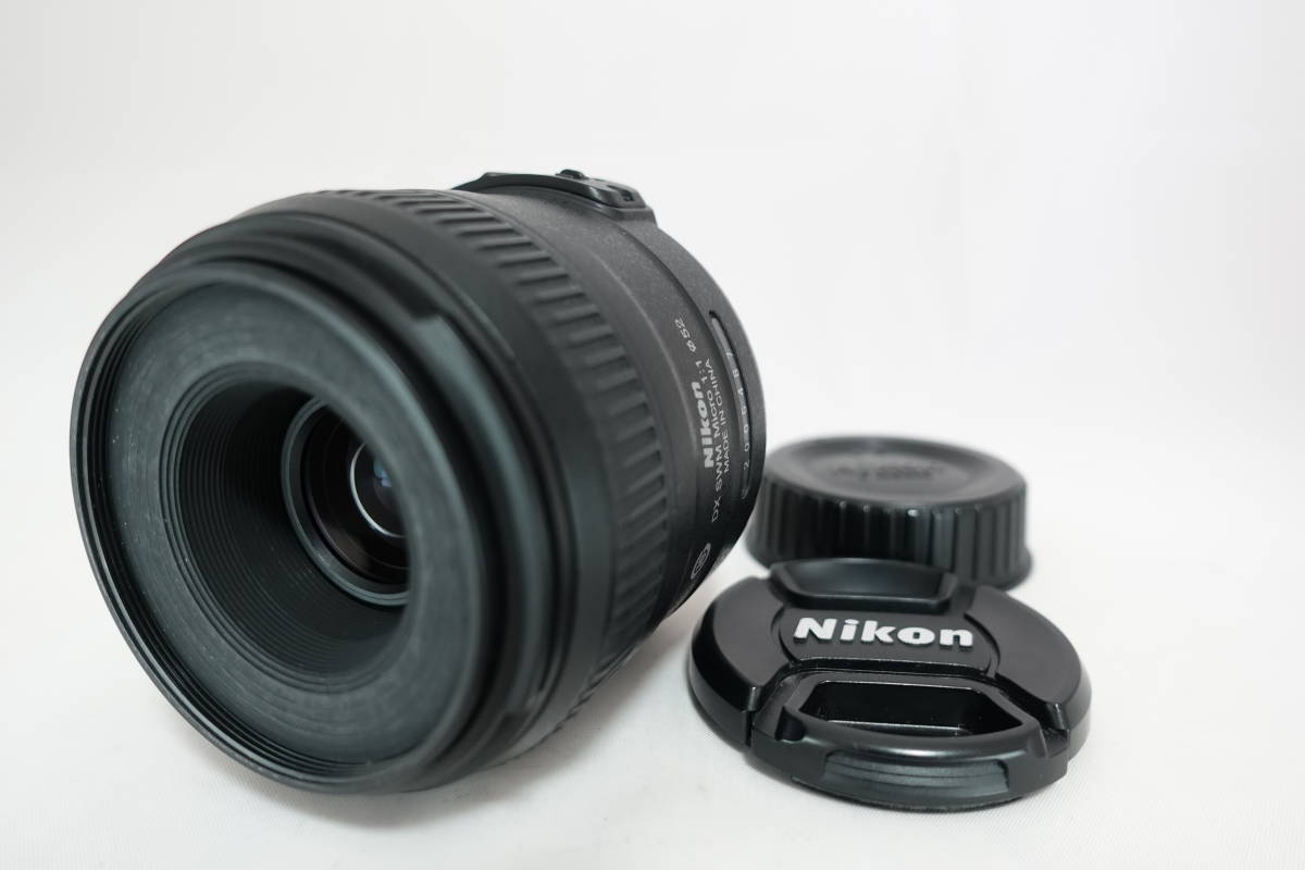 魅力的な F2.8G 40mm NIKKOR Micro DX AF-S Nikon 美品 ニコン #180