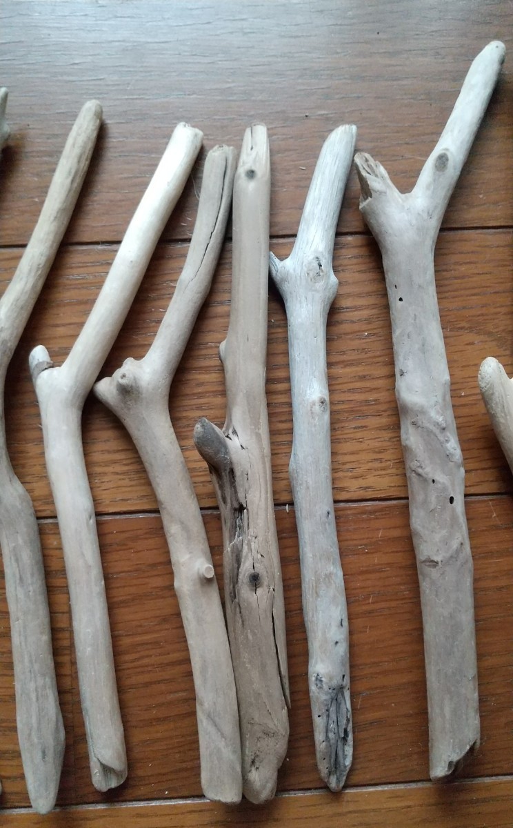 T* driftwood * branch shape * branch minute ..*.. character * approximately 17.5~22.*15 pcs set * art material * construction material *DIY material * interior * objet d'art 