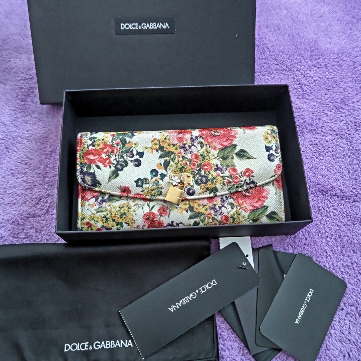 レア【DOLCE&GABBANA】ドルガバ 花柄 長財布|Yahoo!フリマ(旧 レア【DOLCE&GABBANA】ドルガバ 花柄 長財布|Yahoo!フリマ(旧
