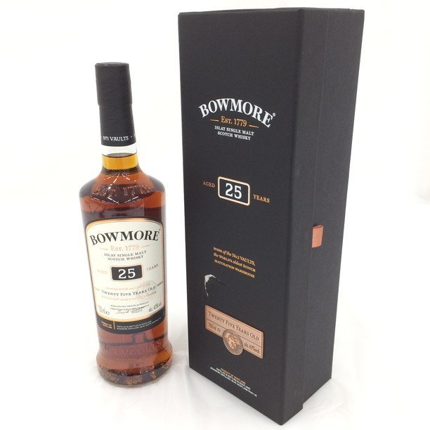 Yahoo!オークション - 【BGAT3044】未開栓 国外酒 BOWMORE 25年...