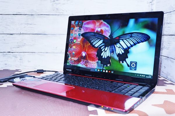 爆速Core i7/メモリ8GB/新品SSD512GB】Windows11 v22H2【TOSHIBA