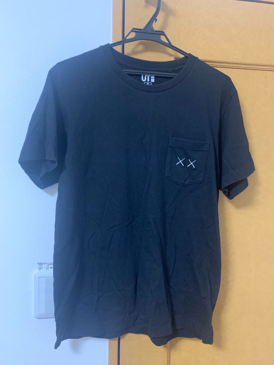 KAWS×UNIQLO Tシャツ M