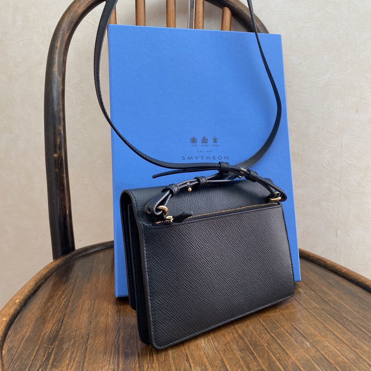 極美品 SMYTHSON(スマイソン） PANAMA PURSE W/STRAP　クロスボディ ミニバッグ