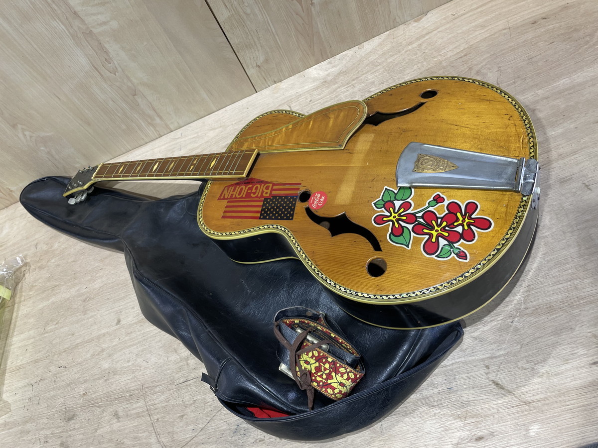鈴木バイオリン ビンテージピックギター アコースティックギター