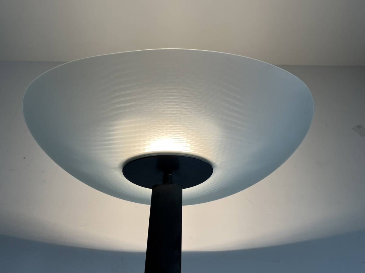 ヤマギワ 福岡市内手渡し Artemide 廃盤 Tebe アルテミデ ヤマギワ 福岡市内手渡し Artemide 廃盤 Tebe アルテミデ